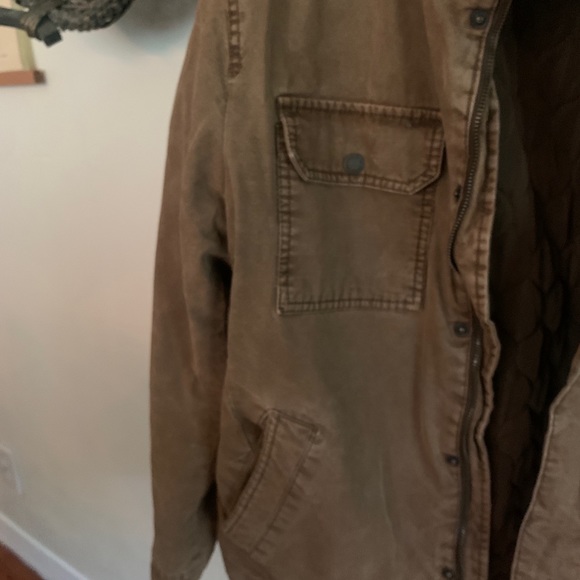 Levi’s Jacket - Picture 6 of 9